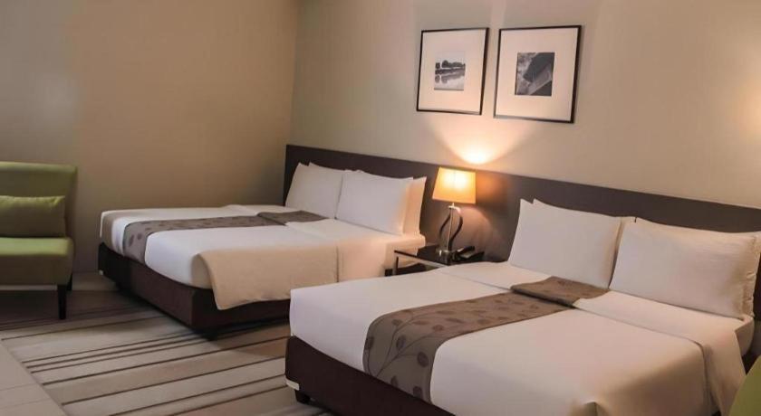 Sequoia Hotel Quezon City Esterno foto